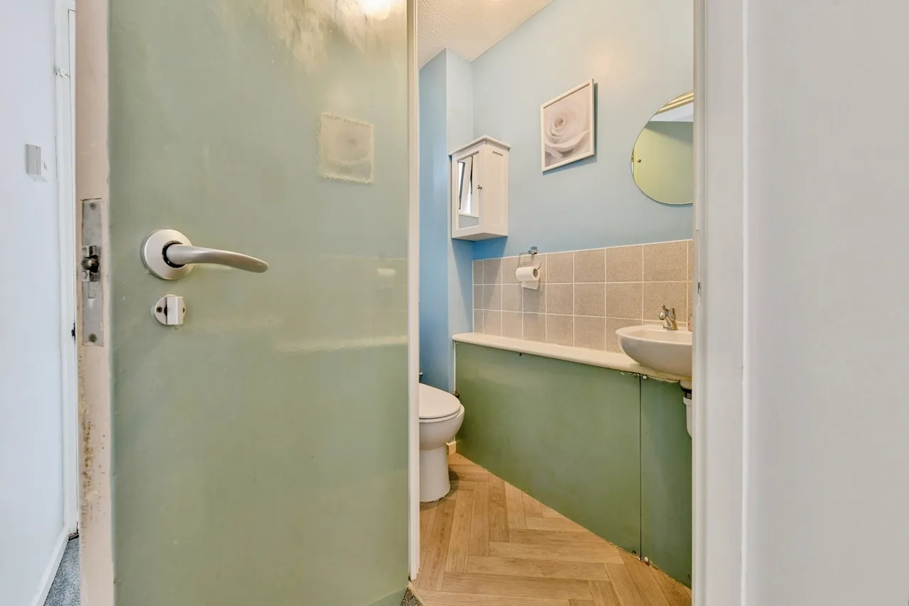 Blenheim Way, Stevenage, Hertfordshire, SG2, photo 5