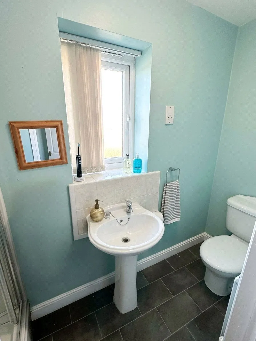 Rosefinch Road, West Timperley, WA14, photo 16