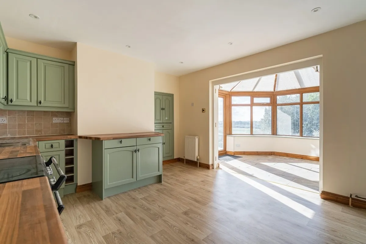 Brackley Road, Greatworth, OX17, photo 12
