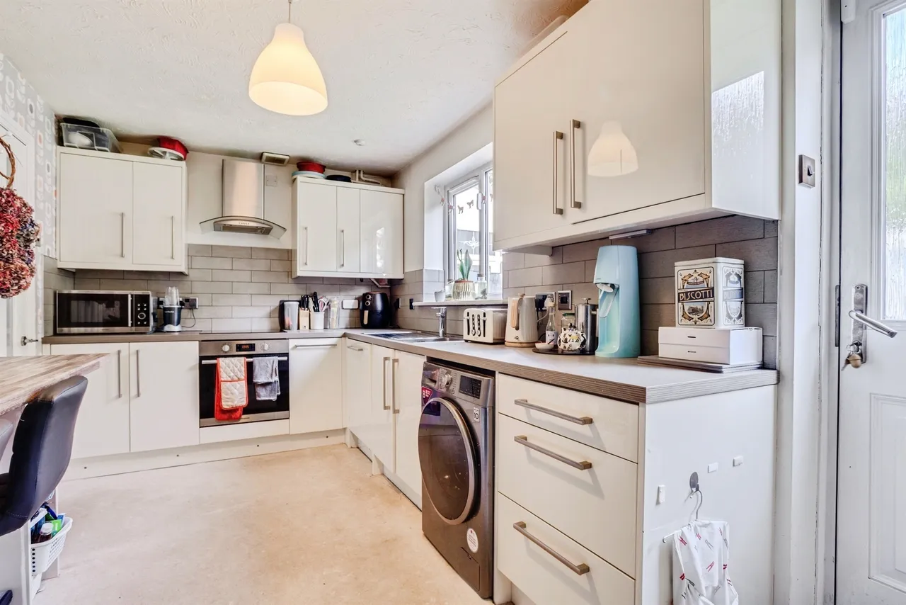 Broadland Way, Lofthouse, WAKEFIELD, photo 2