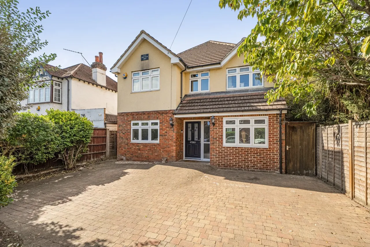 Burnham, Buckinghamshire, photo 15