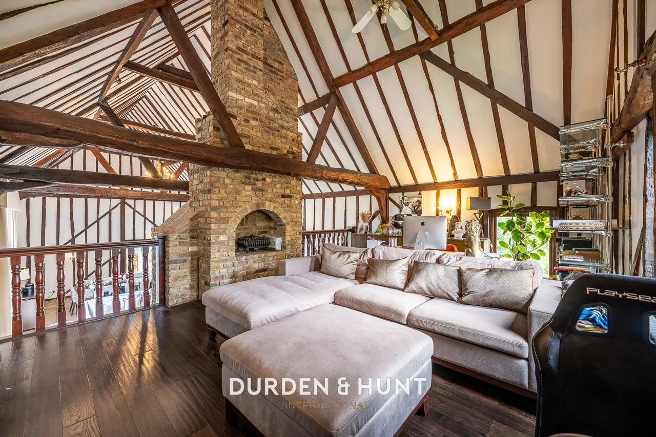 Millers Lane, Chigwell, IG7, photo 31