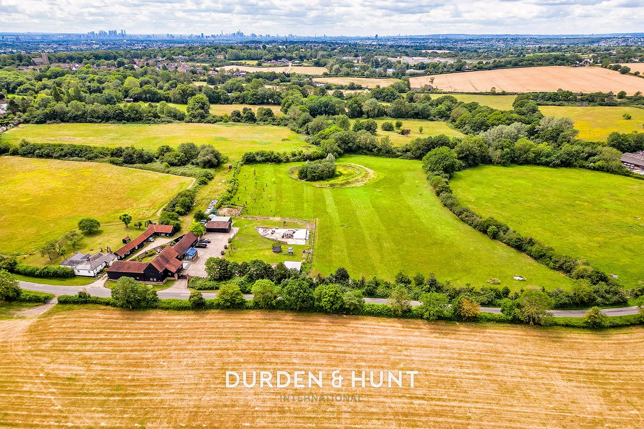 Millers Lane, Chigwell, IG7, photo 54