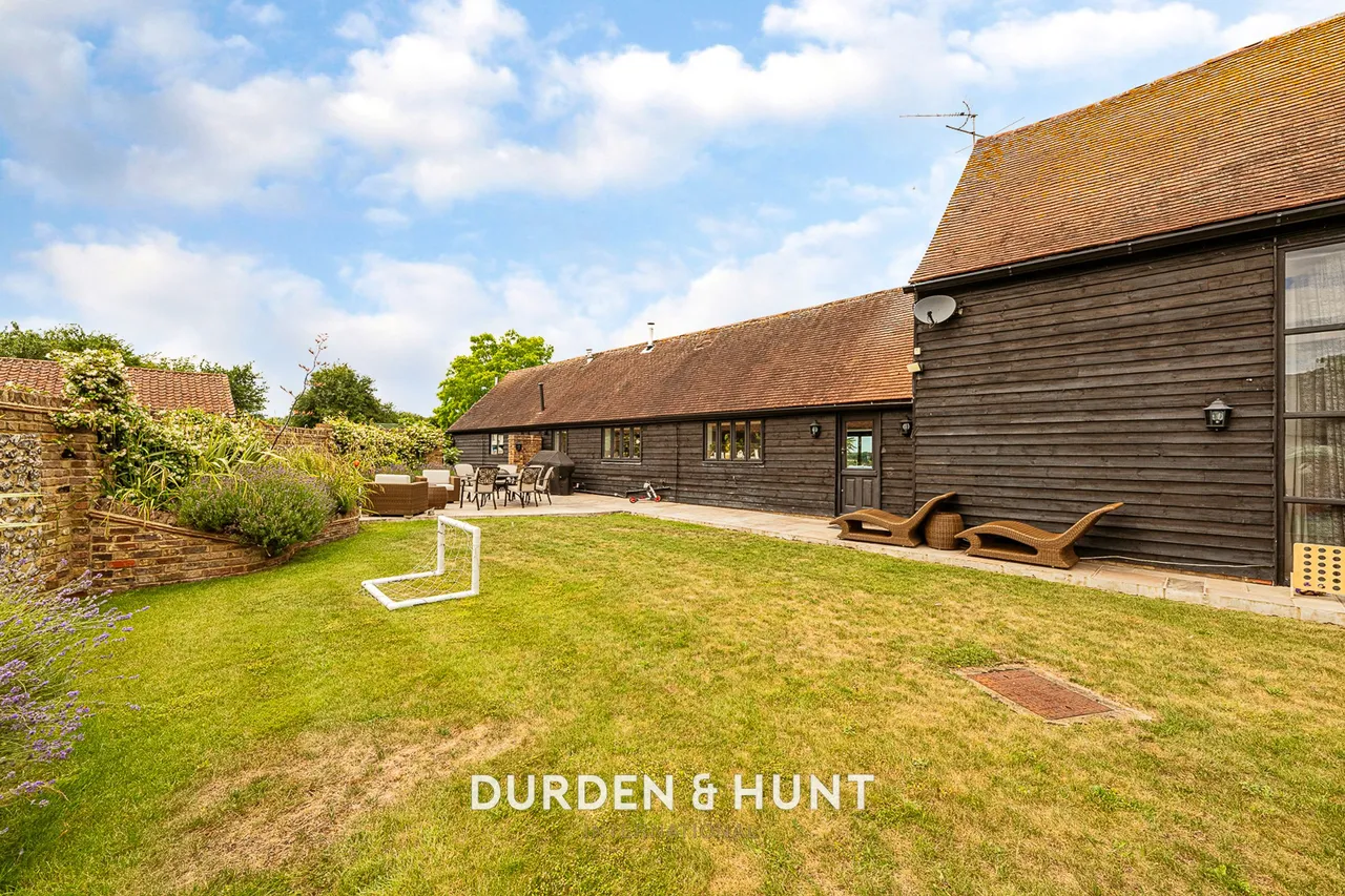 Millers Lane, Chigwell, IG7, photo 48
