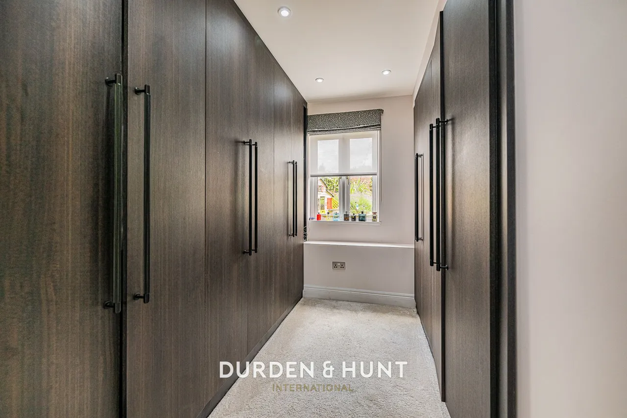 Millers Lane, Chigwell, IG7, photo 24