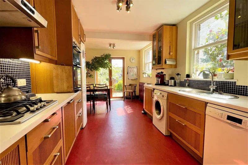 Hollingbury Park Avenue, Brighton BN1 7JF, photo 6