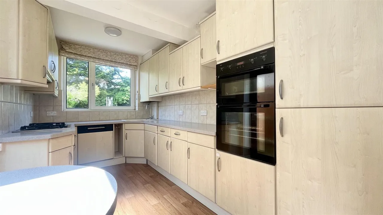 Abinger Avenue, Cheam, SM2, photo 3