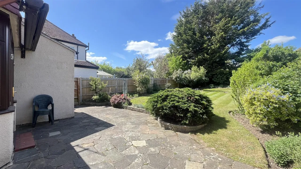 Abinger Avenue, Cheam, SM2, photo 5