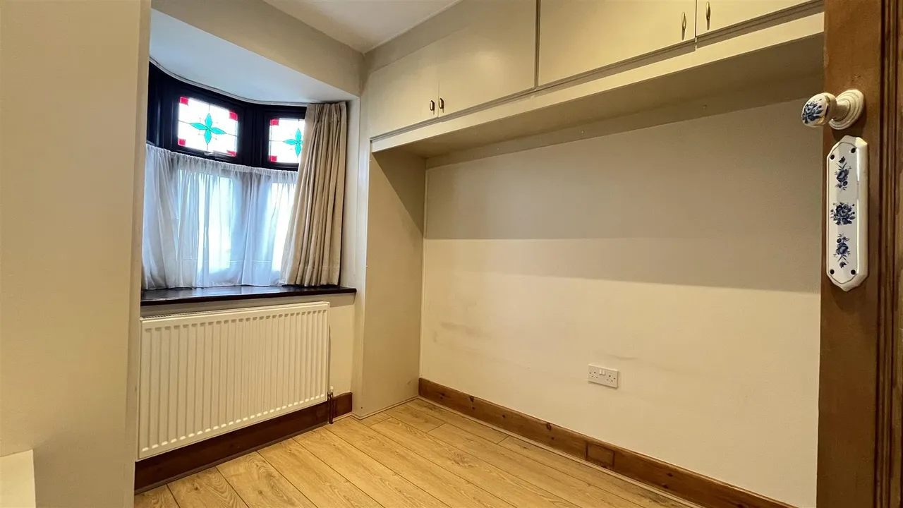 Abinger Avenue, Cheam, SM2, photo 17