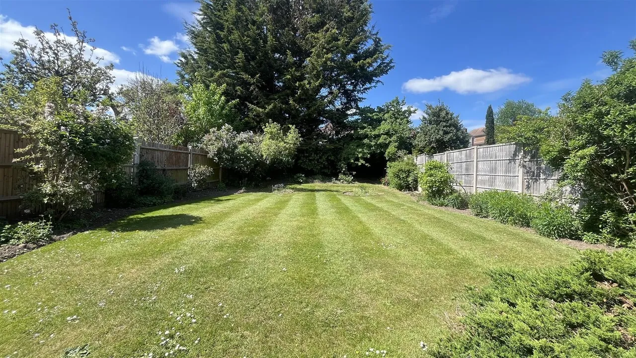 Abinger Avenue, Cheam, SM2, photo 4