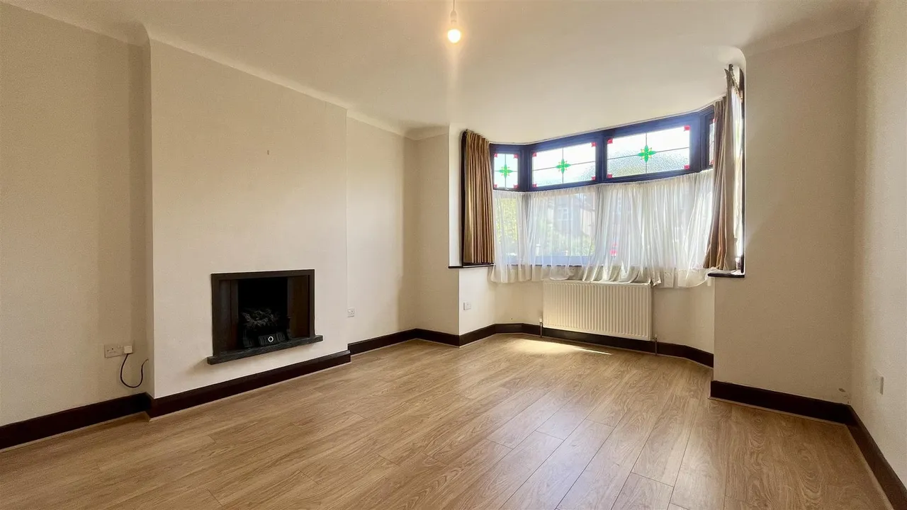 Abinger Avenue, Cheam, SM2, photo 2