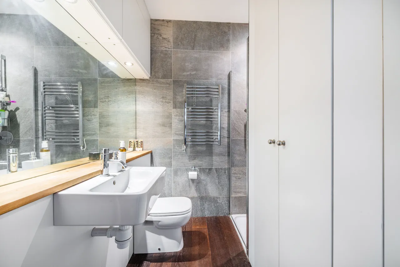 Flat 8, 26 Westbourne Terrace, London, photo 7