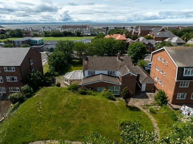 Nicholas Road, Blundellsands, L23, photo 6