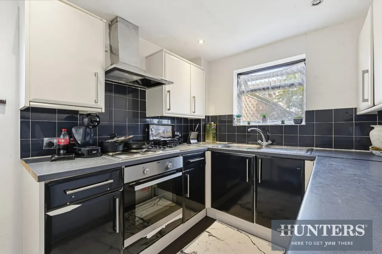 Pickwick Close, Hounslow, TW4, photo 4