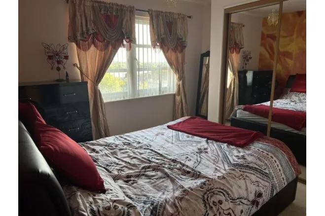 High Road, Romford, RM6, photo 8