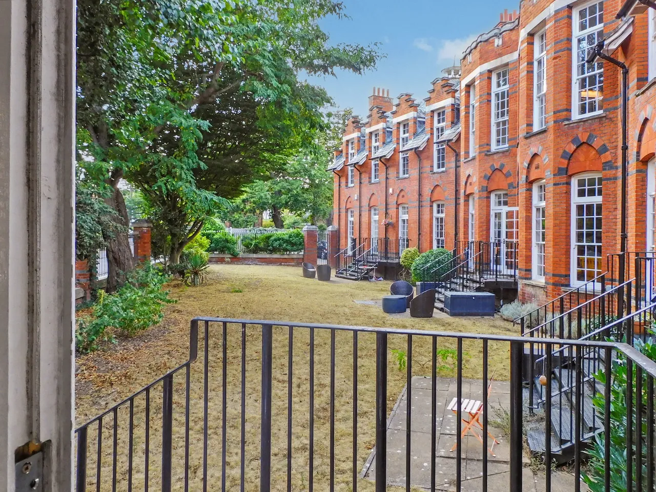 Victory Road, Wanstead, E11, photo 4