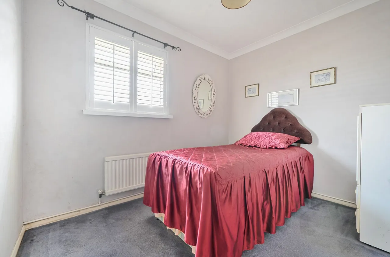 Longlands Road, East Wittering, PO20, photo 10