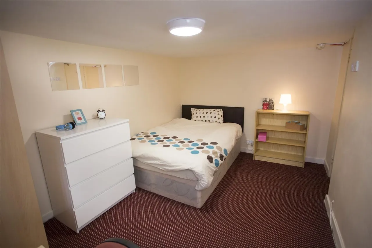 Ash Road, Headingley, LS6, photo 3