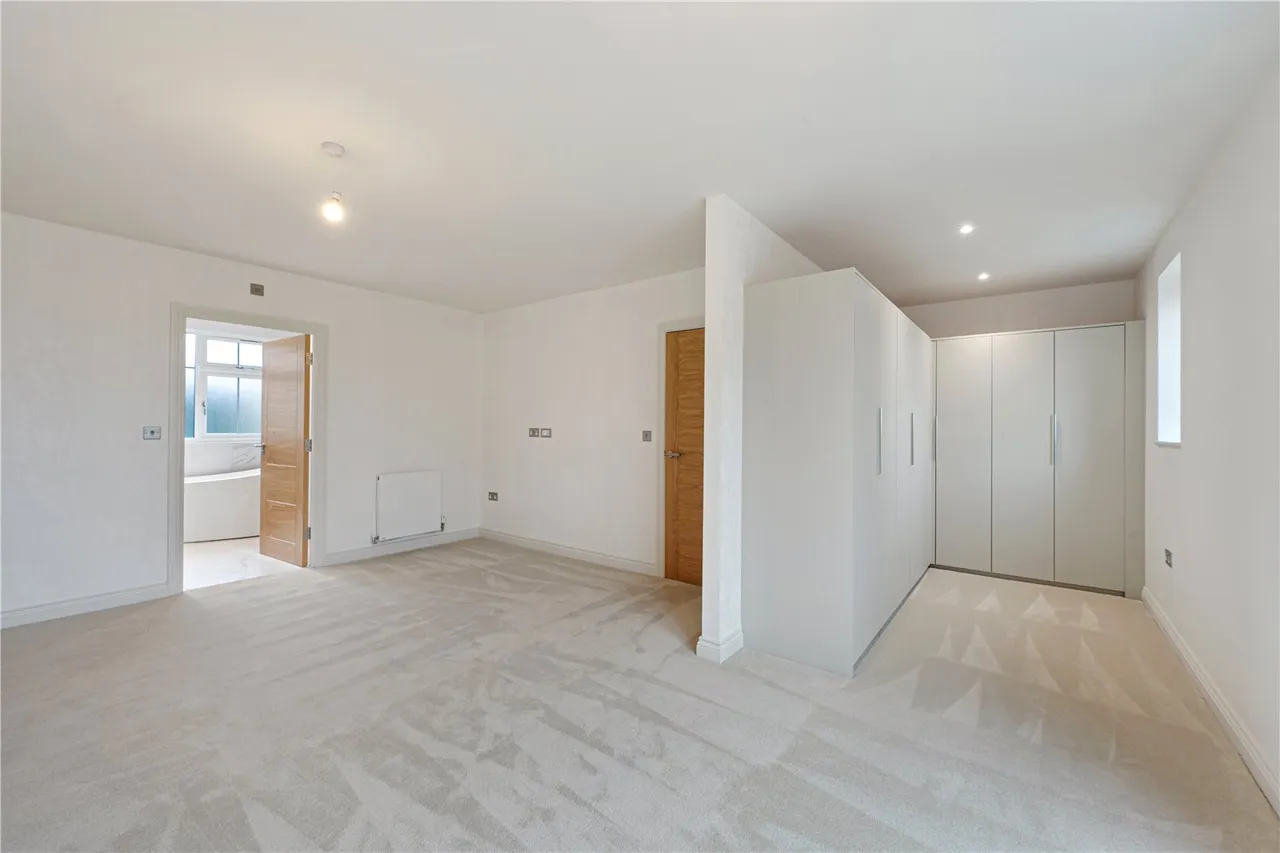 Heather Row, Leeds, photo 5
