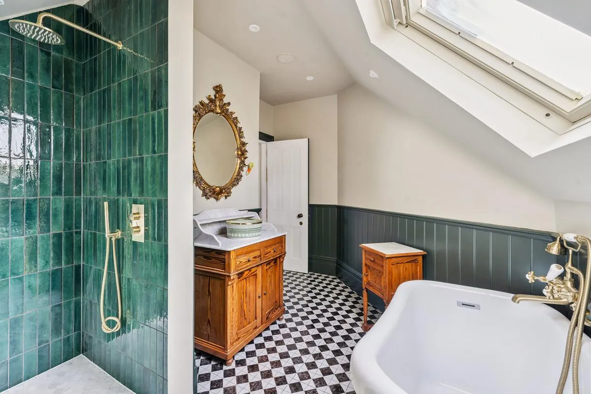 Bridge Road, East Molesey, KT8, photo 28