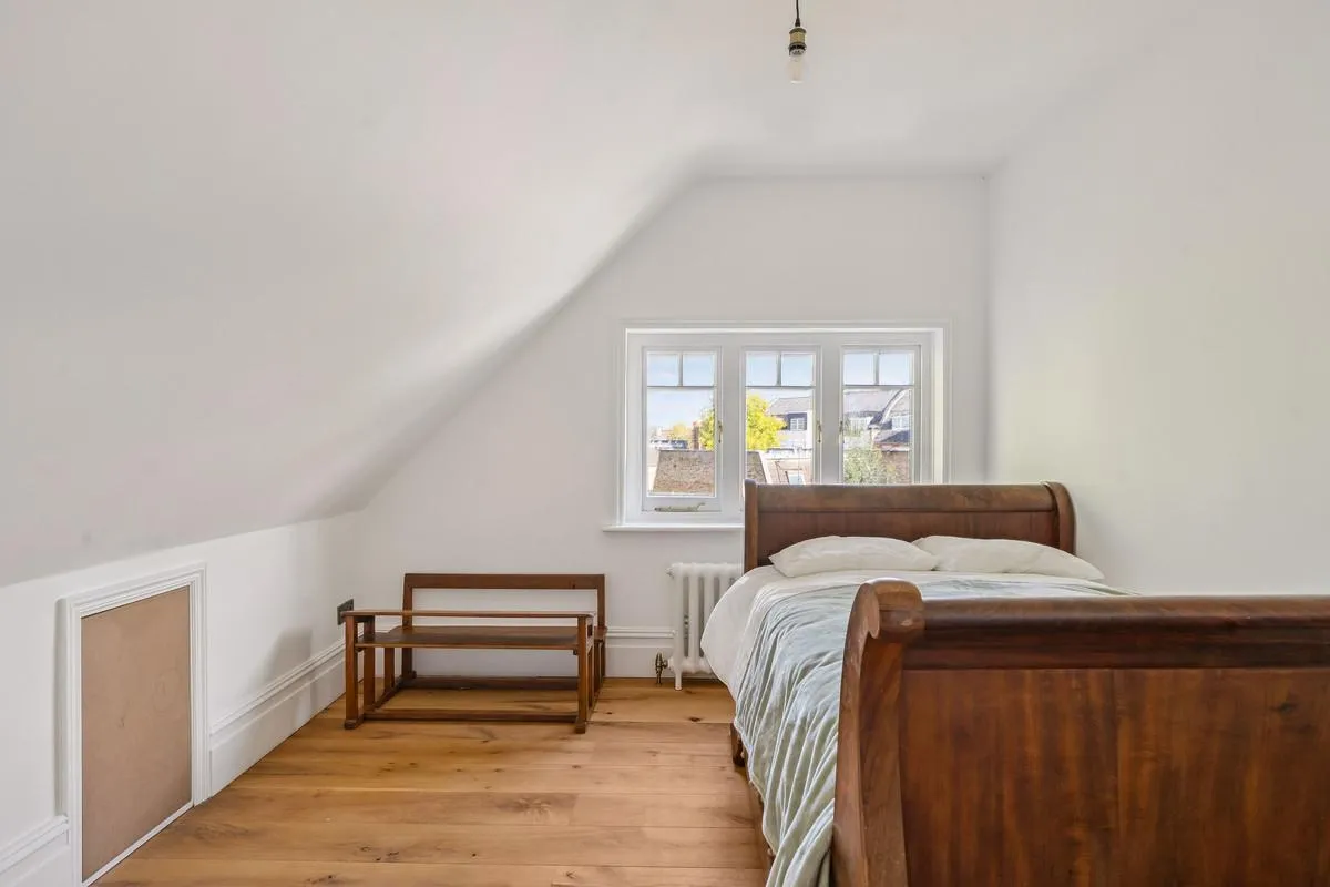 Bridge Road, East Molesey, KT8, photo 46
