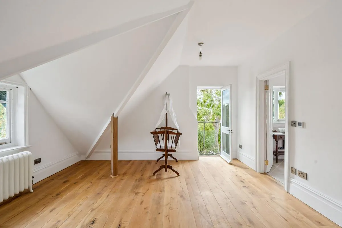 Bridge Road, East Molesey, KT8, photo 47