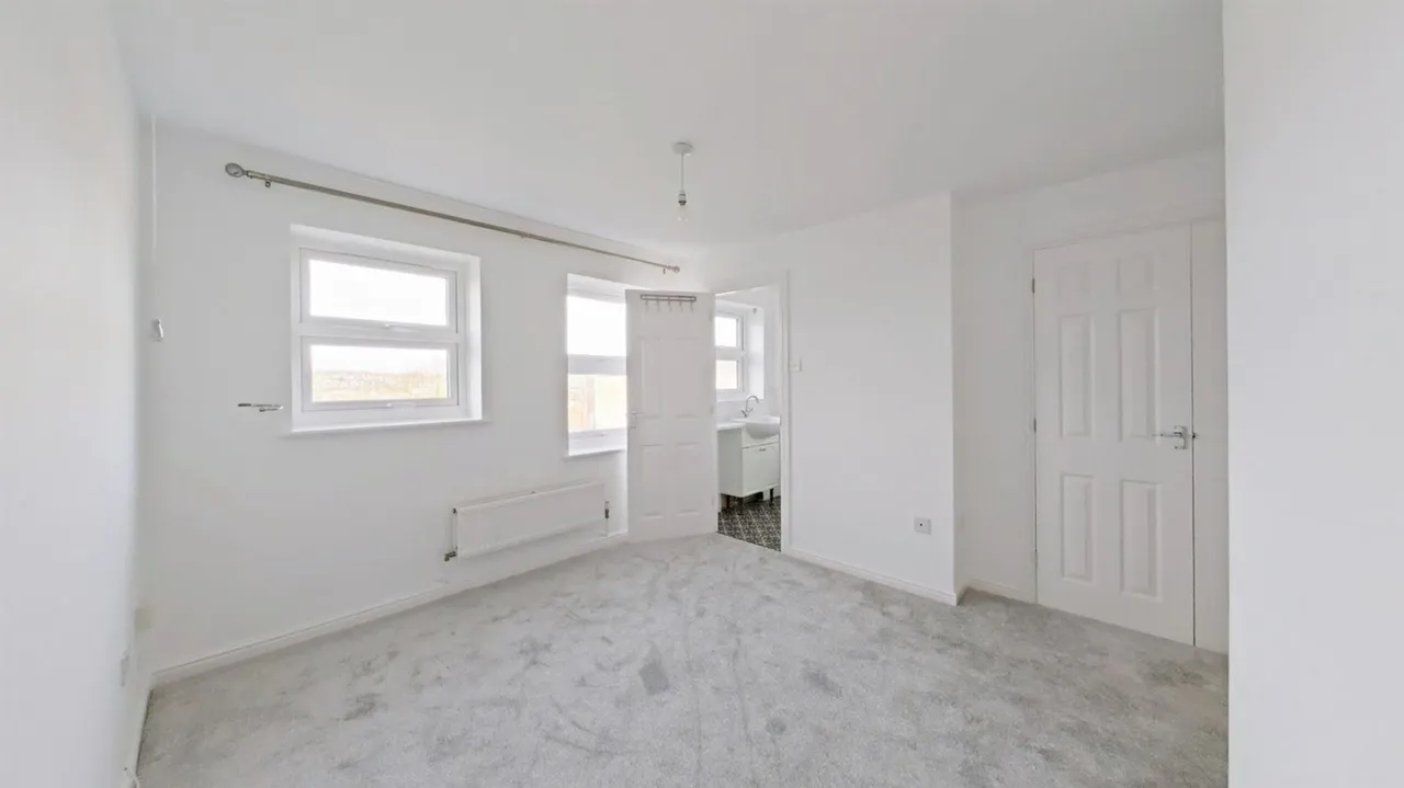Fay Close, Rochester, Kent, photo 9
