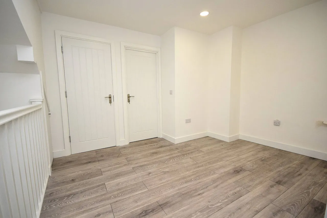 Palmerston Road, Northampton, Northamptonshire, Northampton, NN1 5EU, photo 9
