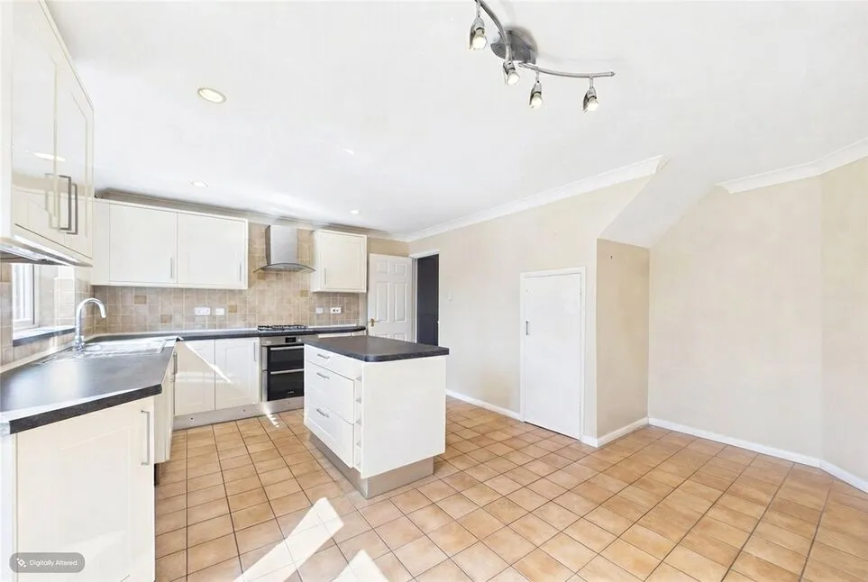 Addison Road, Steeple Claydon, Buckinghamshire, MK18, photo 3