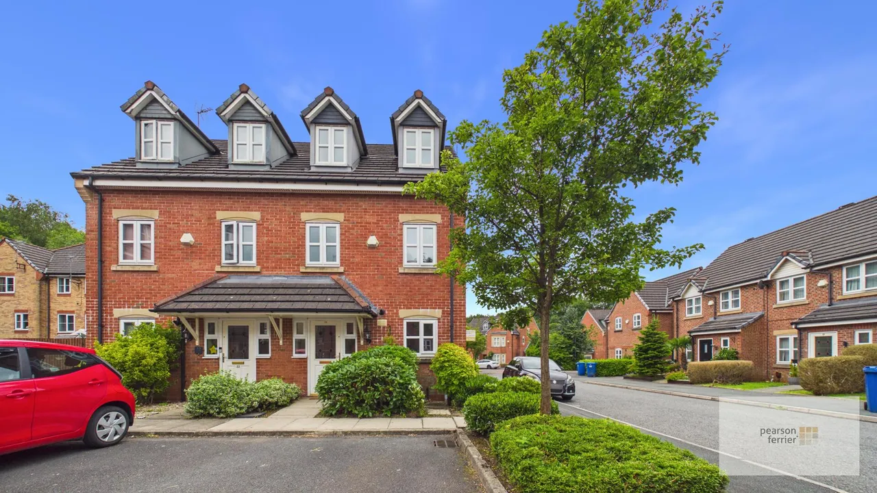 3 bed house for sale — Kingsbury Close, Bury, BL8 1WB