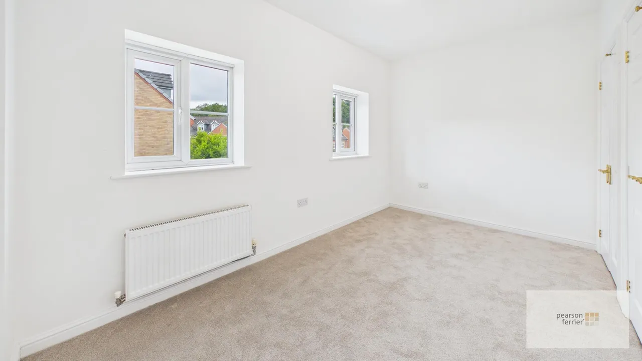 Kingsbury Close, Bury, BL8 1WB, photo 6