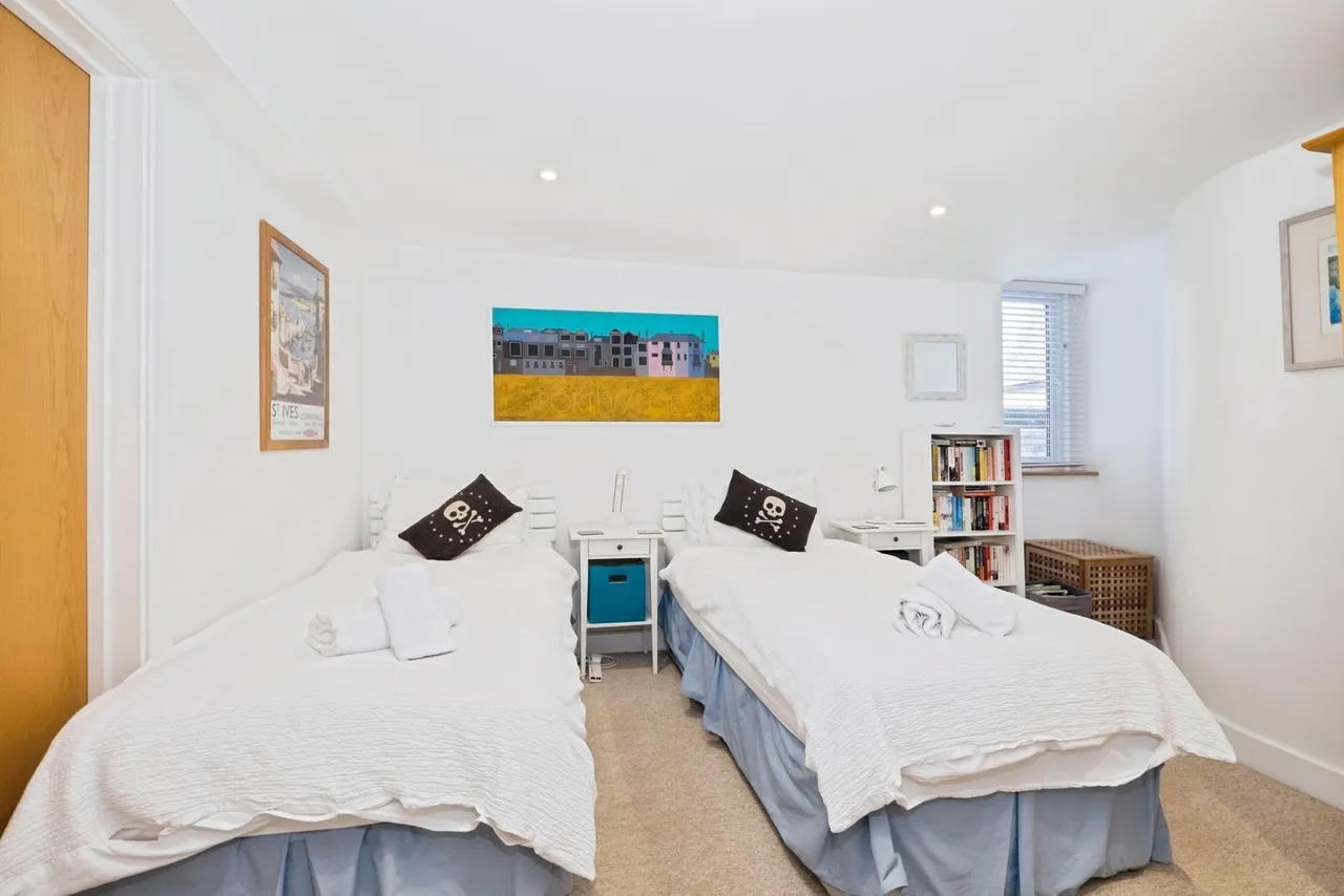 Tregenna Place, St. Ives, TR26, photo 5