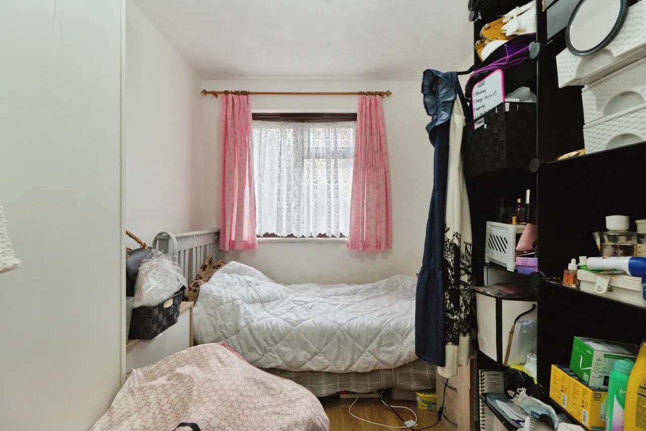 Goldfinch Road, London, SE28, photo 8