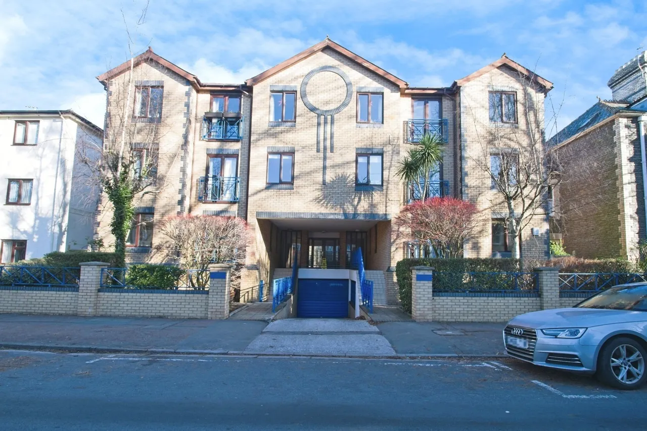 Caernarvon Court, Conway Road, Cardiff, CF11, photo 16