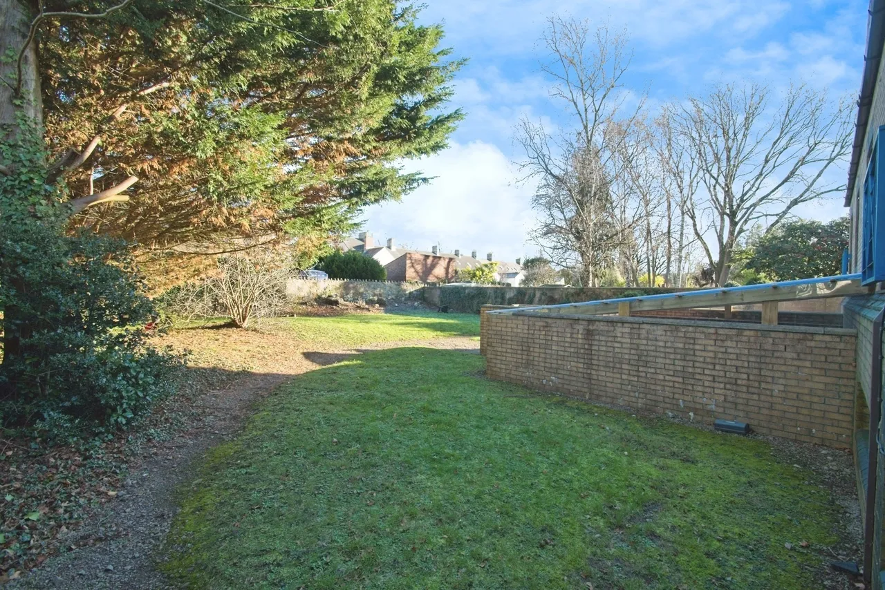Caernarvon Court, Conway Road, Cardiff, CF11, photo 15