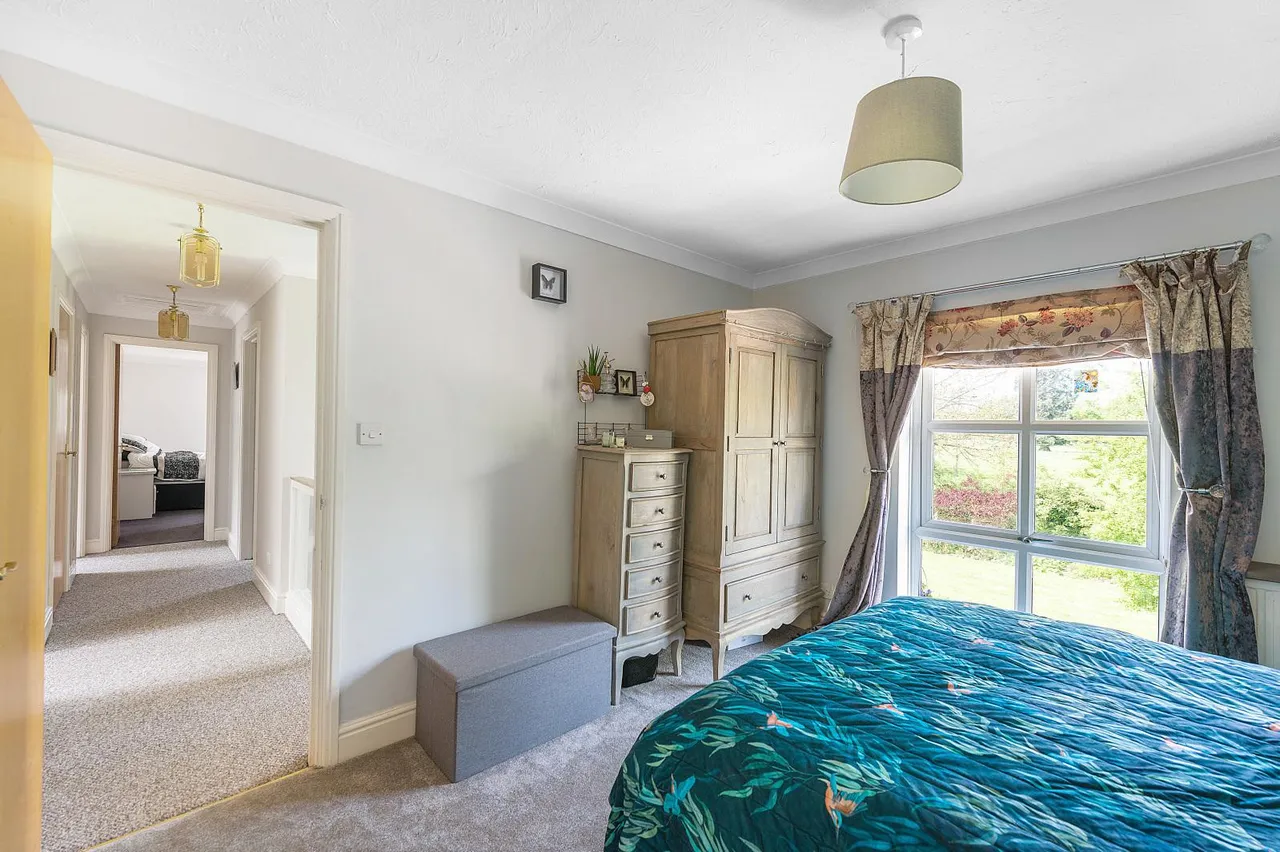 High Street, Croxton, PE19, photo 9