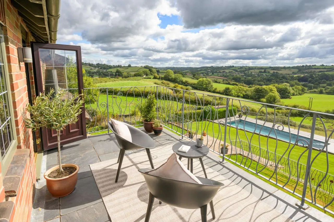 Timsbury Road, High Littleton, BS39, photo 4