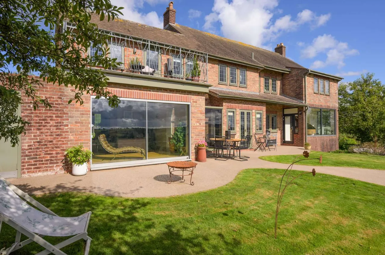 Timsbury Road, High Littleton, BS39, photo 21