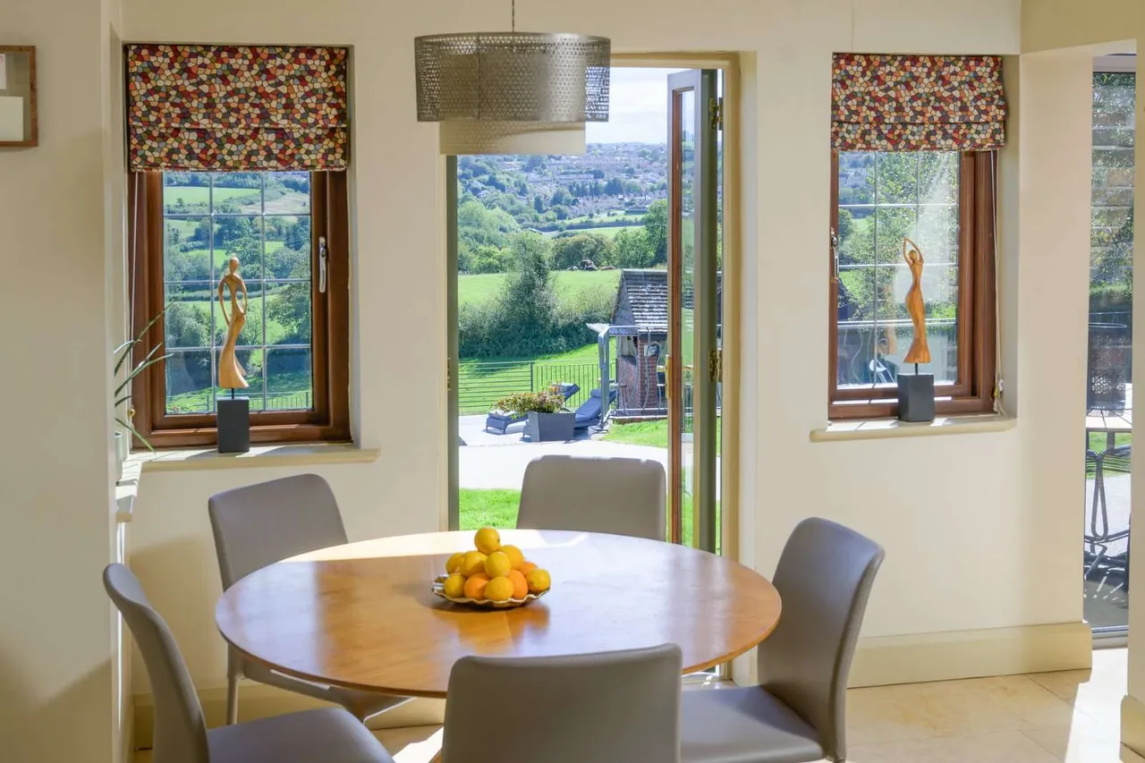 Timsbury Road, High Littleton, BS39, photo 9