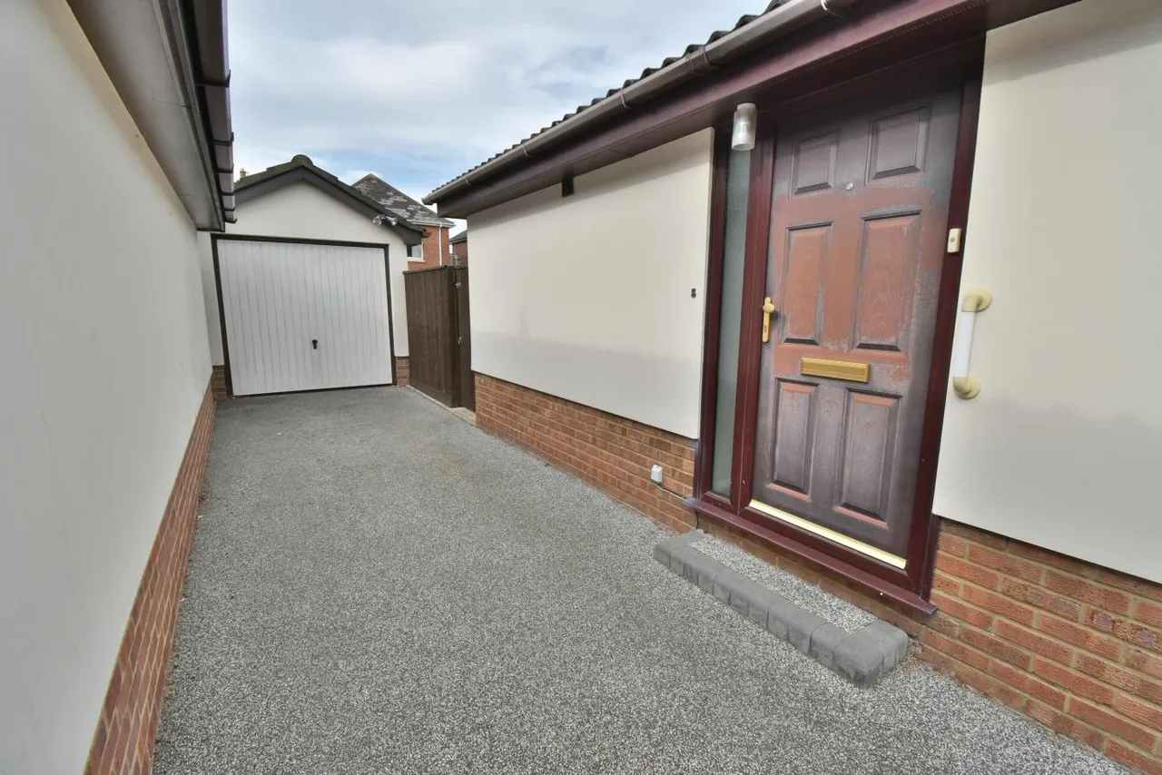 Parkside Gardens, BH10, photo 15