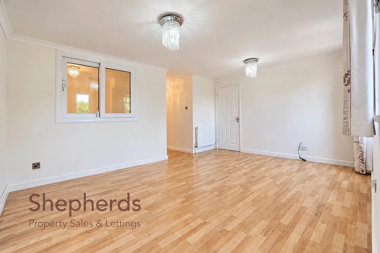 Turners Hill, Cheshunt, EN8, photo 2