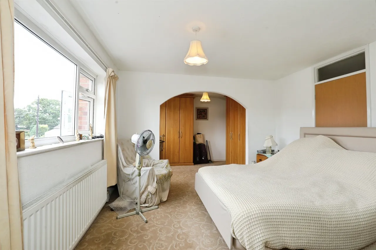 Pear Tree Drive, Wincham, CW9, photo 13