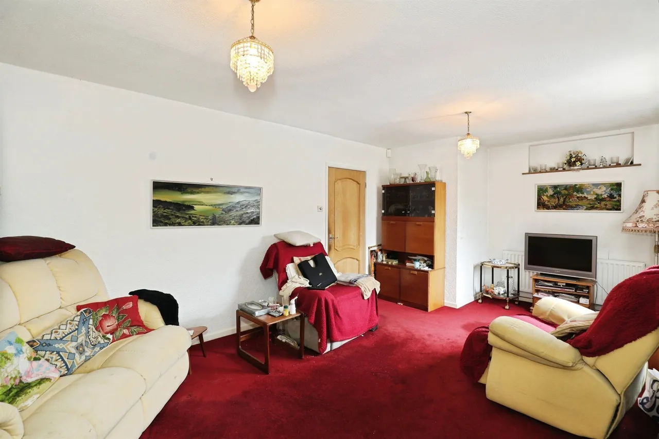 Pear Tree Drive, Wincham, CW9, photo 5
