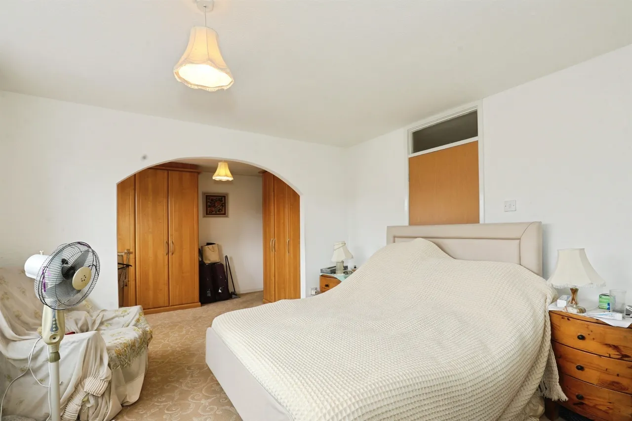 Pear Tree Drive, Wincham, CW9, photo 11