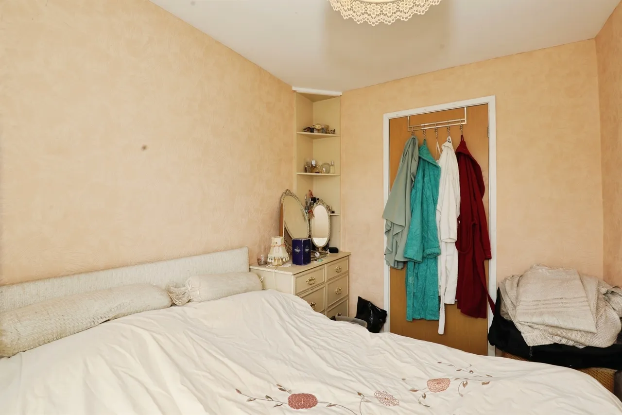 Pear Tree Drive, Wincham, CW9, photo 14