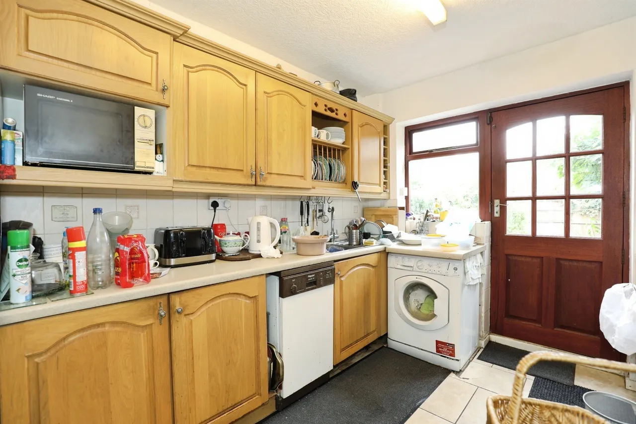 Pear Tree Drive, Wincham, CW9, photo 8