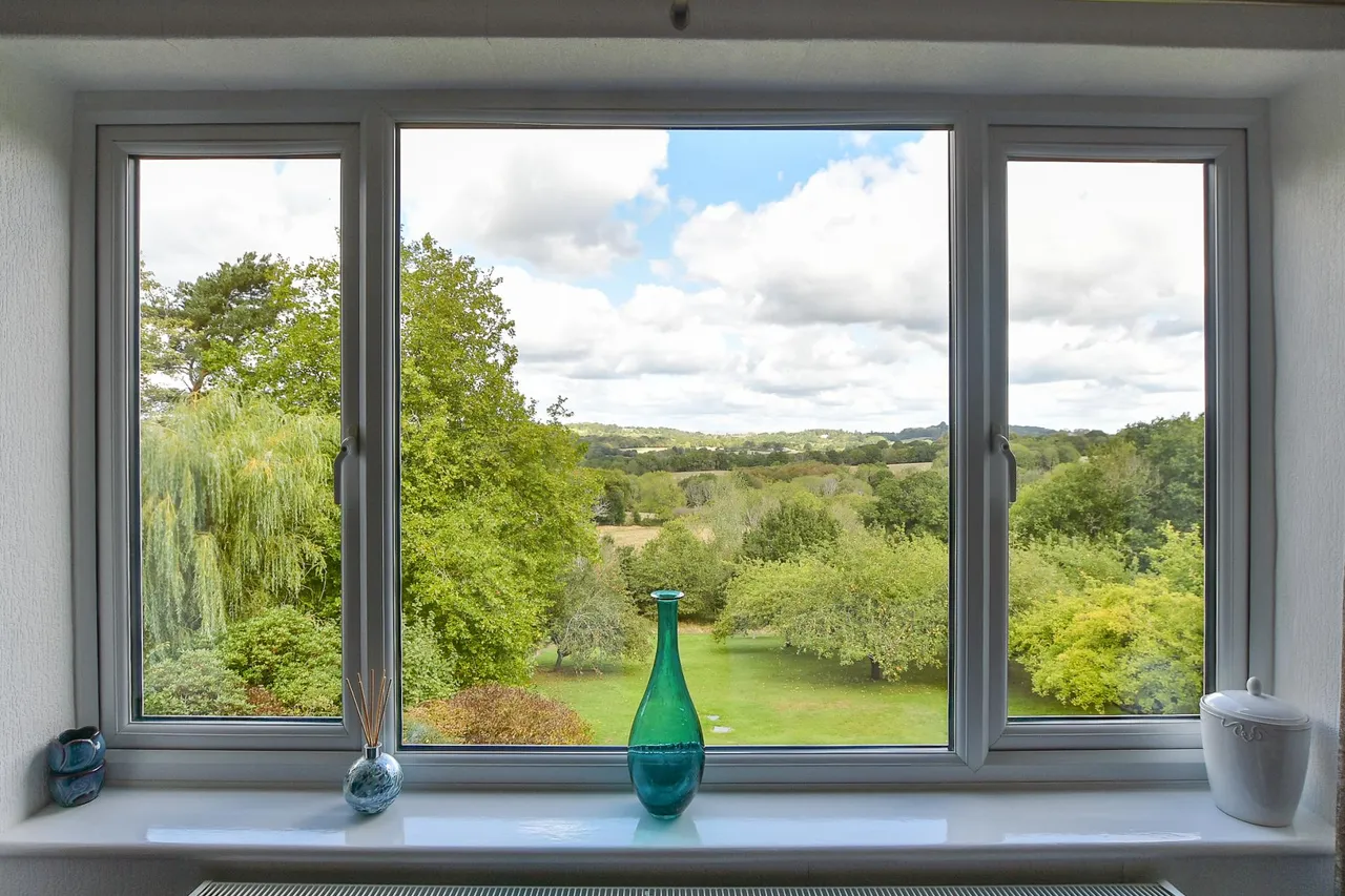 Stonehurst Lane, Five Ashes, TN20, photo 12