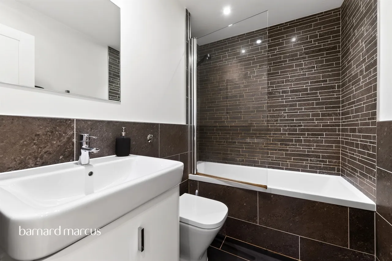 Alton Road, London, SW15, photo 5