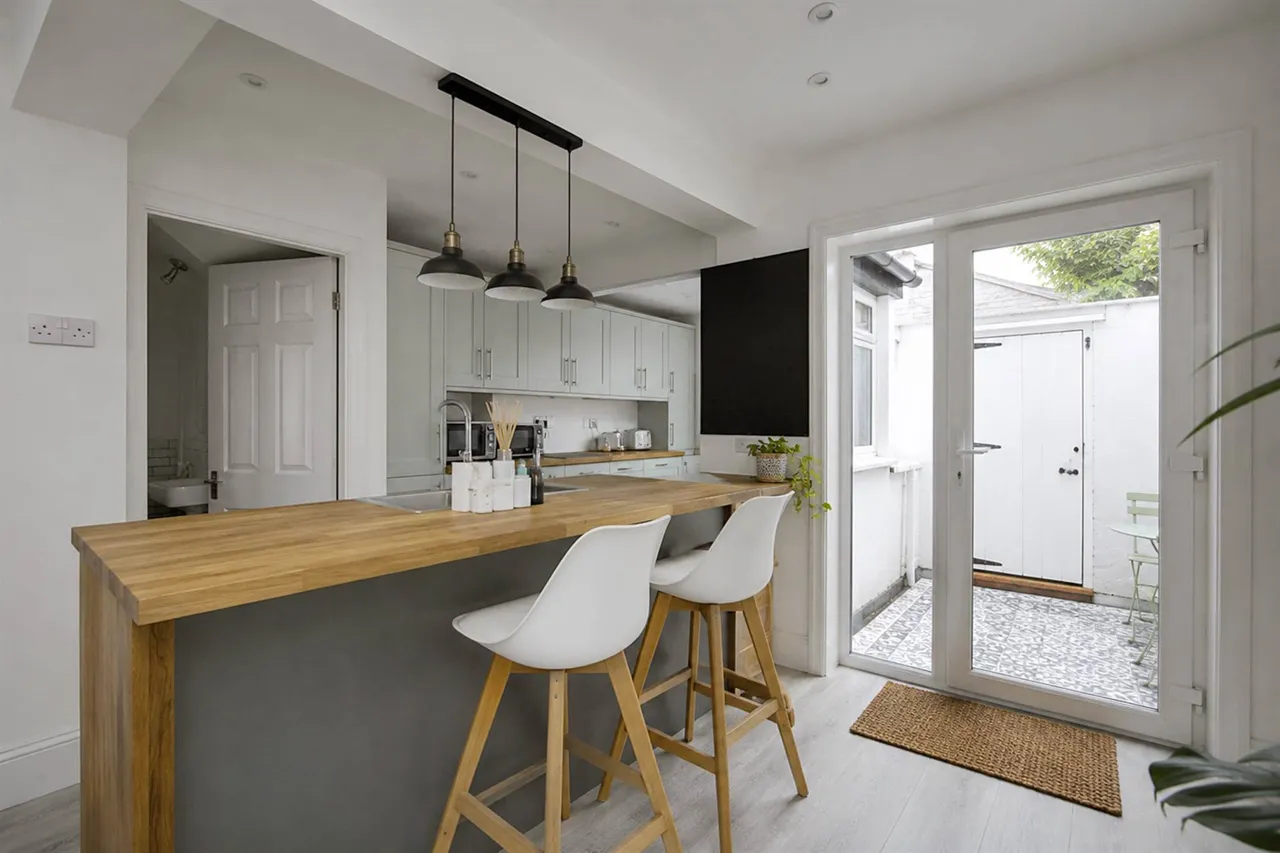 Belmont Church Road, Ballyhackamore, BT4, photo 8