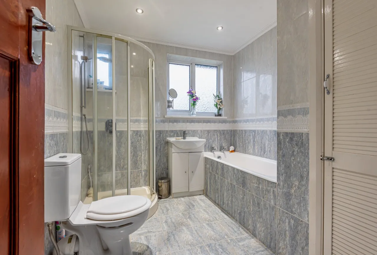 Thurleston Avenue, Morden, SM4 4BW, photo 15